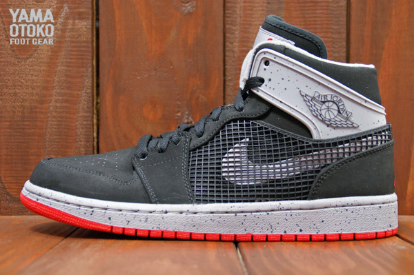 air-jordan-1-bred1