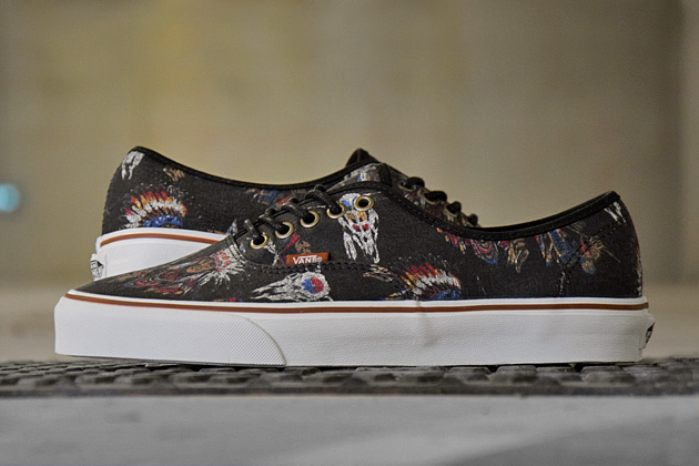 vans motif indien