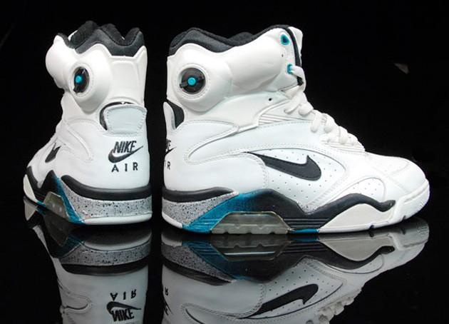 http://www.sneakers.fr/wp-content/uploads/2012/03/nike-air-force180-robinson11.jpg