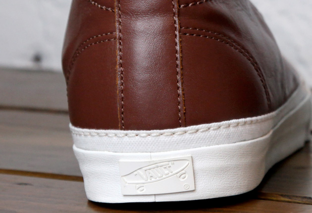 vans vault lace