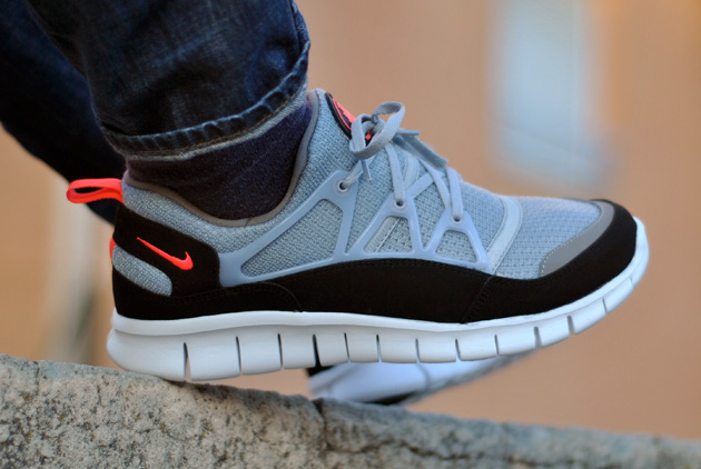 Nike Free Huarache Light Gris Noir Nike Free Huarache Light Gris Noir