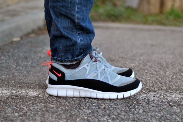 Nike Free Huarache Light Gris Noir Nike Free Huarache Light Gris Noir