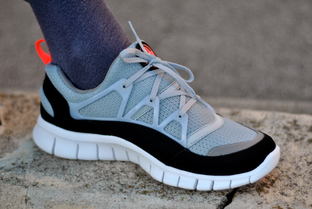 Nike Free Huarache Light Gris Noir Nike Free Huarache Light Gris Noir