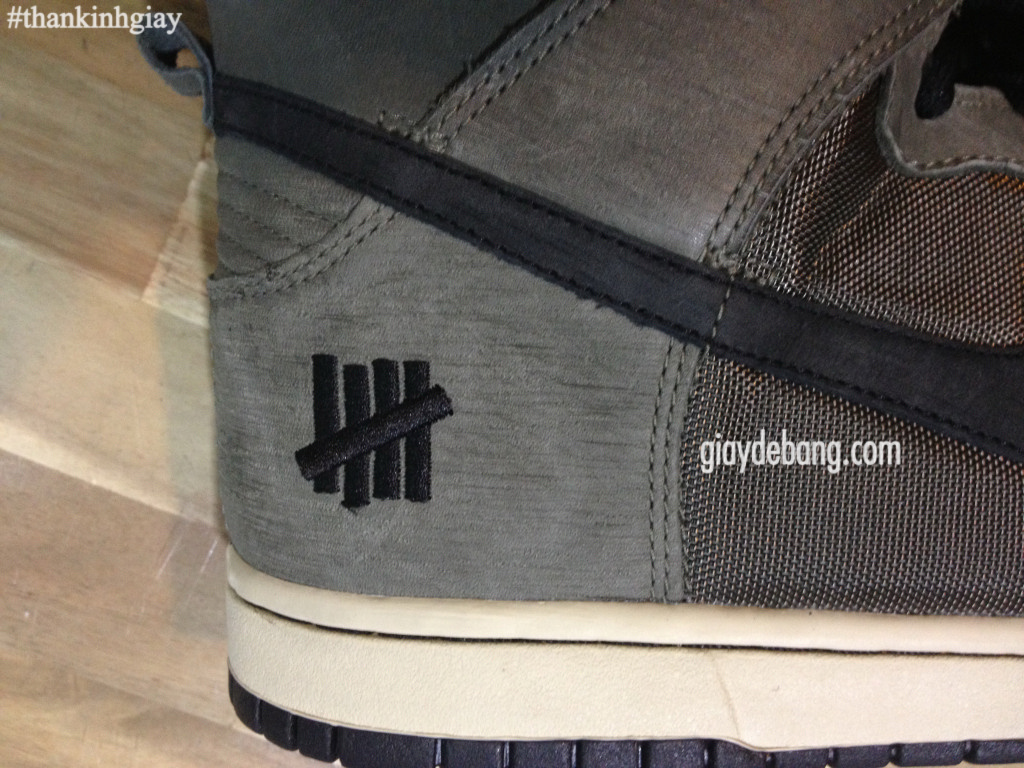 nike dunk undefeated ballistic