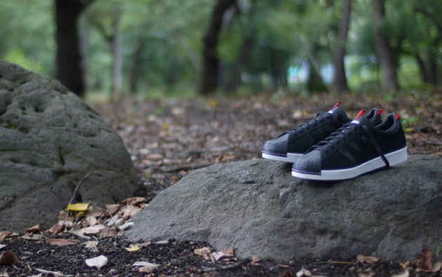 adidas superstar python