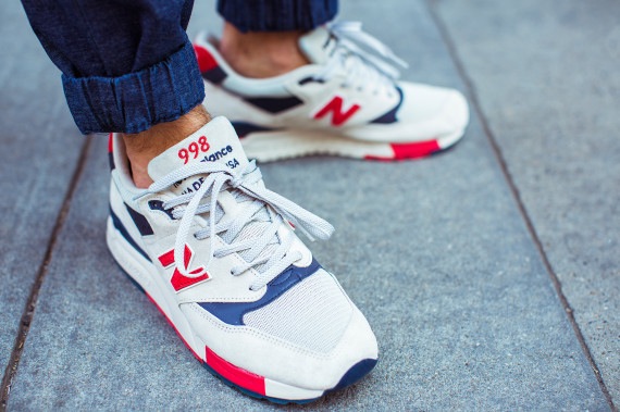 new balance bleu blanc