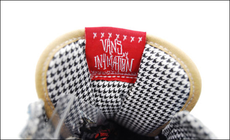 Vans Half Cab IN4MATION