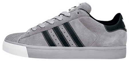 Adidas skateboarding superstar