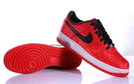 Nike AIR FORCE 1 CLOT