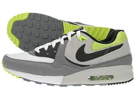 Nike Air Max Light neon