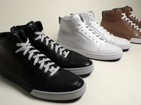 Nike Air Royal