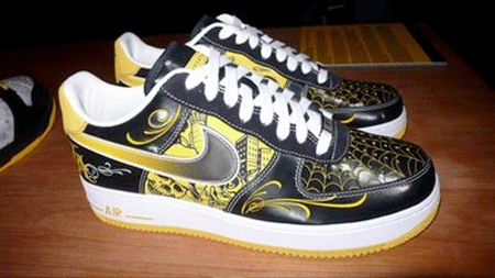 Nike air force 1 mr cartoon deals