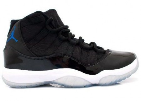 Air Jordan XI Space Jam