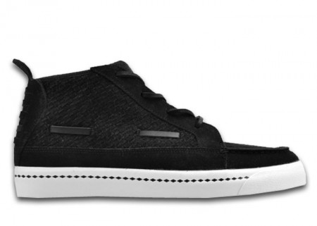 Chukka Aina Black