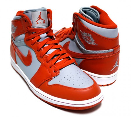 air-jordan-1-retro-high-wolf