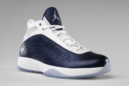 air-jordan-2011-unc-georgetown-pe-3