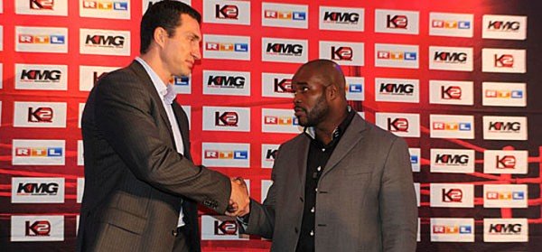 Pressekonferenz zwischen Wladimir Klitschko und Jean-Marc Mormeck in der Esprit-Arena in Düsseldorf am 12.11.2011:
