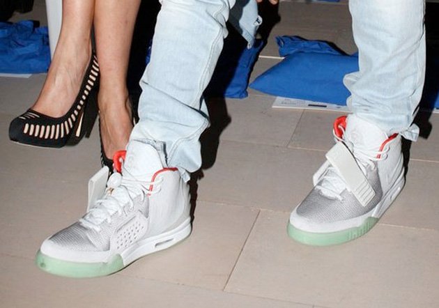 nike-air-yeezy2-avril