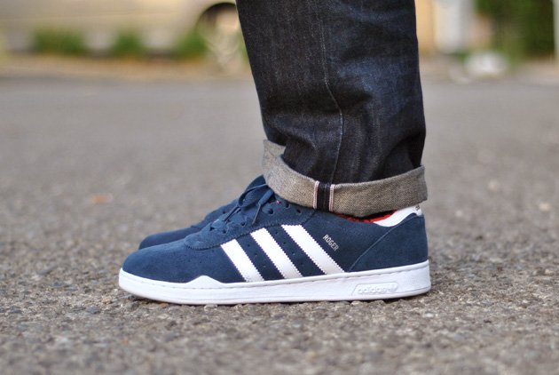 adidas roger