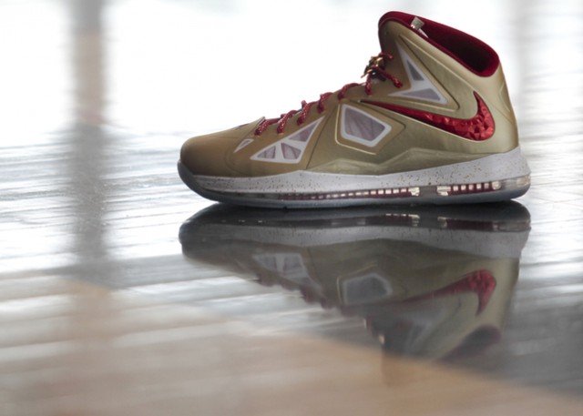 nike-lebron-10-gold