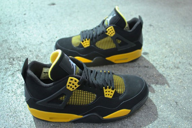 air-jordan-4-thunder-2012