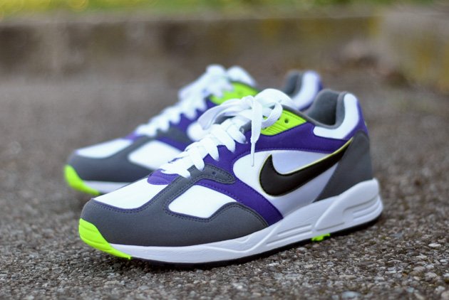nike-air-base-2-blanc-gris-violet-4