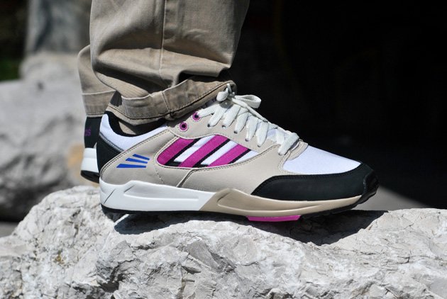 adidas-tech-super-blanc-rose-noir-10