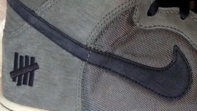 nike-dunk-undefeated-ballistic