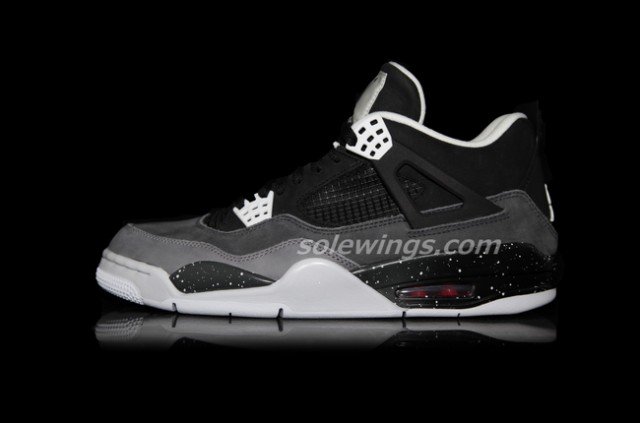 air-jordan-4-stealth