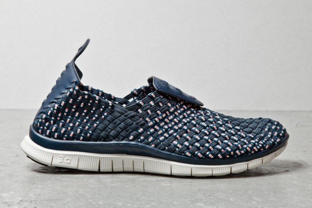 nike-free-woven-navy
