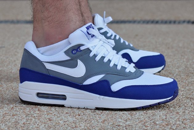 nike-air-max-1-gris-bleu-1