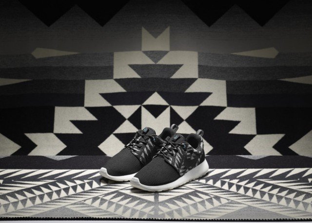 Ho13_N7_W_RosheRun_PWM_635504-014_Pair_24581