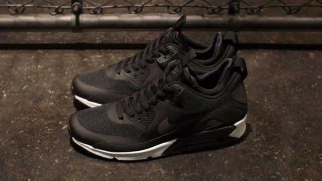 nike-air-max90-boot-black