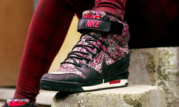 Nike x Liberty Collection - Disponible - Sneakers.fr