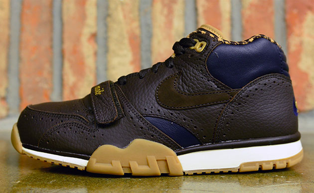 nike-air-trainer-1-brogue-velvet-brown
