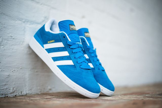 adidas la marque aux 3 bandes blue