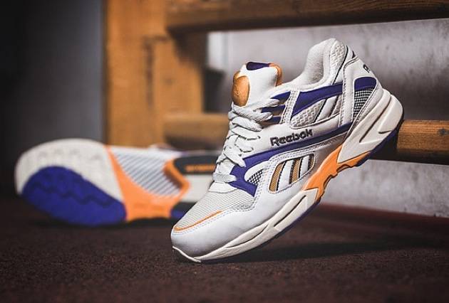 Reebok Pump Graphlite Vintage - Sneakers.fr