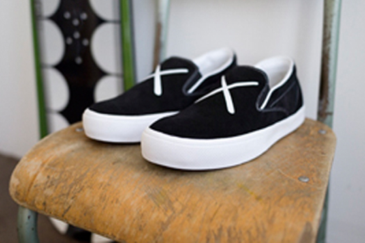 visvim-kaws-slip-on