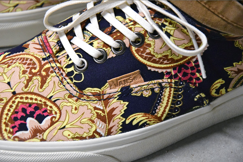 vans california royal paisley