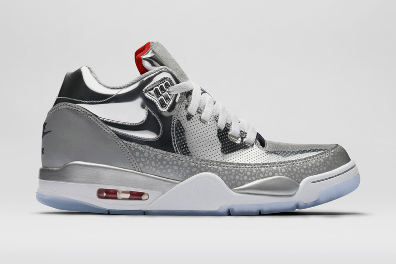 nike-flight-squad-metallic-silver-qs-1