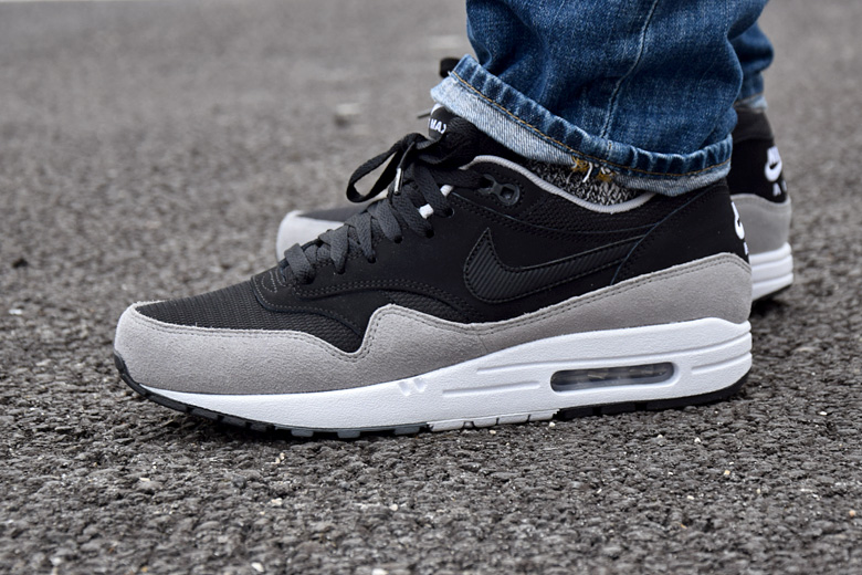 nike air max flint black