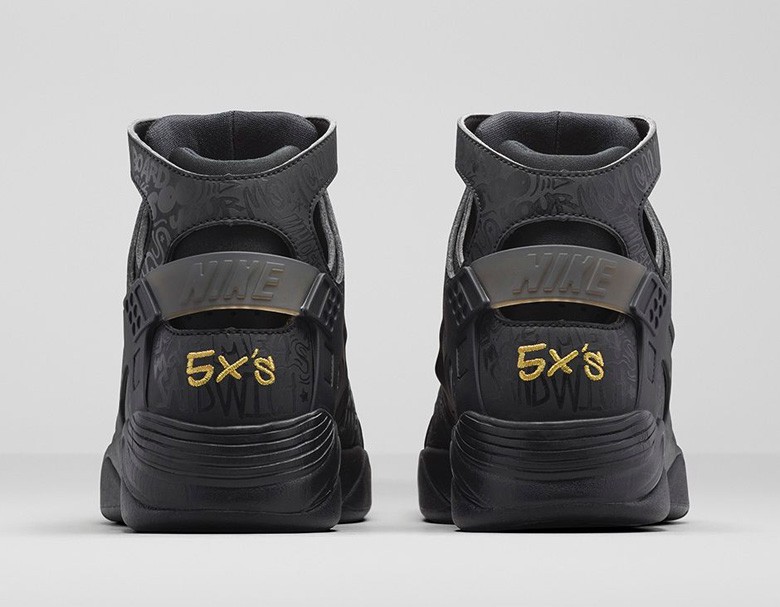 Nike Air Flight Huarache Trash Talking Sneakers