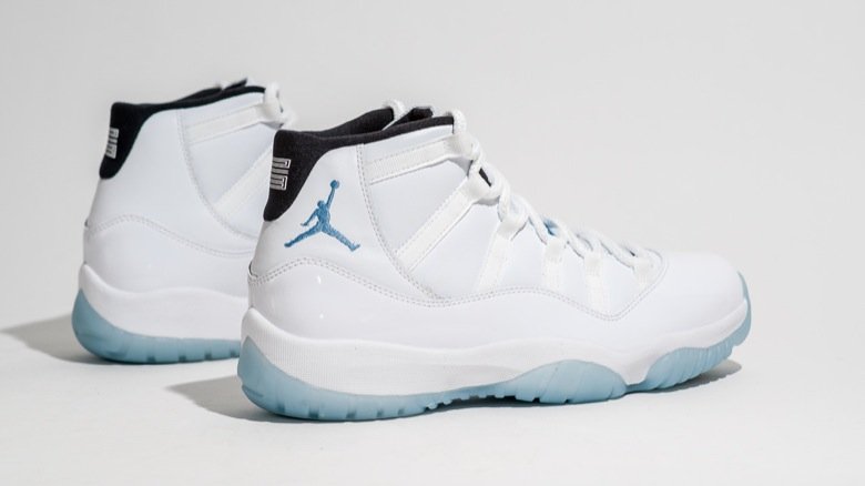 air jordan 11 legend blue