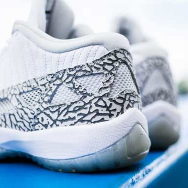 air jordan 11 low ie white cobalt