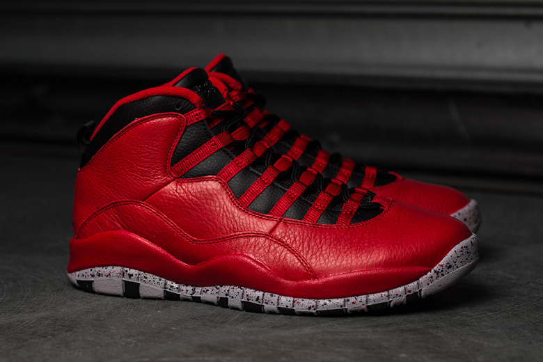 air-jordan-10-bulls-over-broadway-2