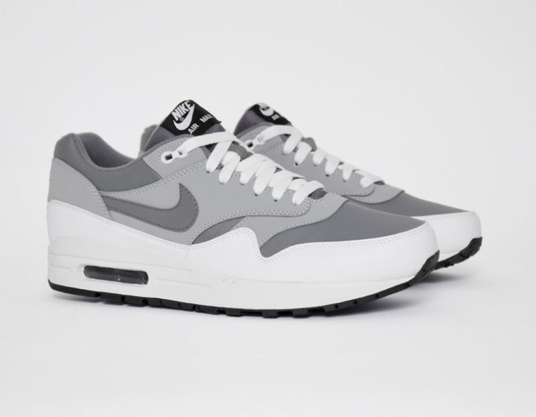 white gray nike air max