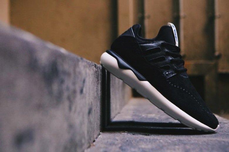 adidas-tubular-moc-runner-noir-blanc-1