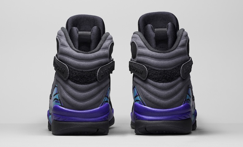 air-jordan-8-aqua-holiday-2015-6