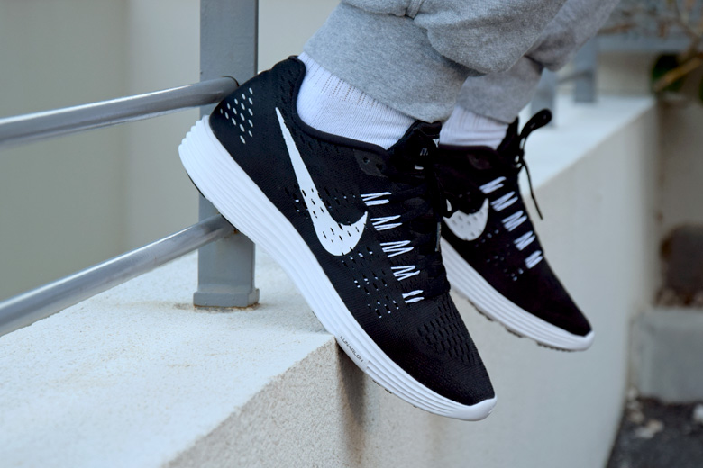 Nike LunarTempo Black - Sneakers.fr