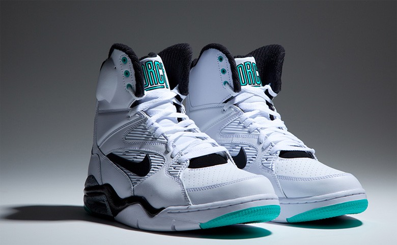 nike-air-command-force-emerald-avril-2015